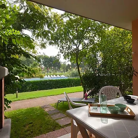 Spacious With Private Garden And Shared Pool By Beahost * Bibione